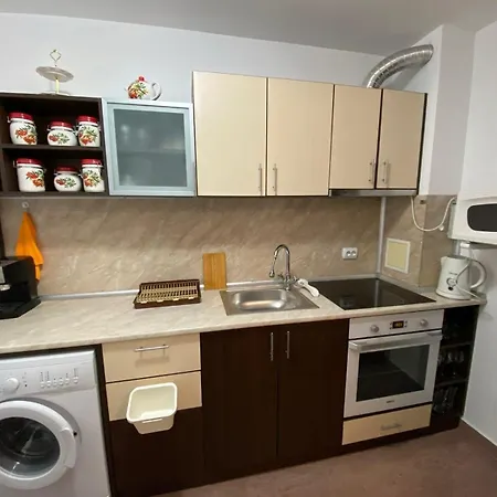 Beautiful Family With Sea View *